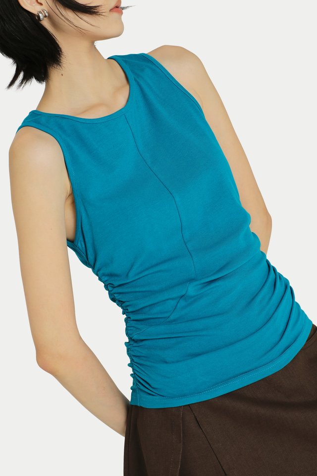 TRIXIE SIDE RUCHED TANK TOP IN AQUA