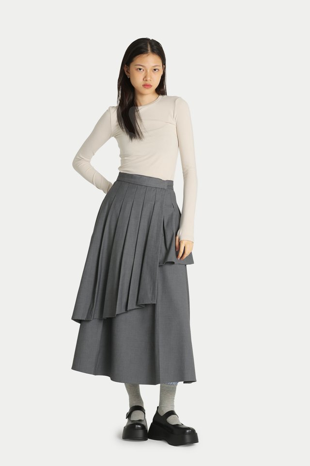 DREE ASYMMETRICAL OUTER SKIRT IN PEBBLE