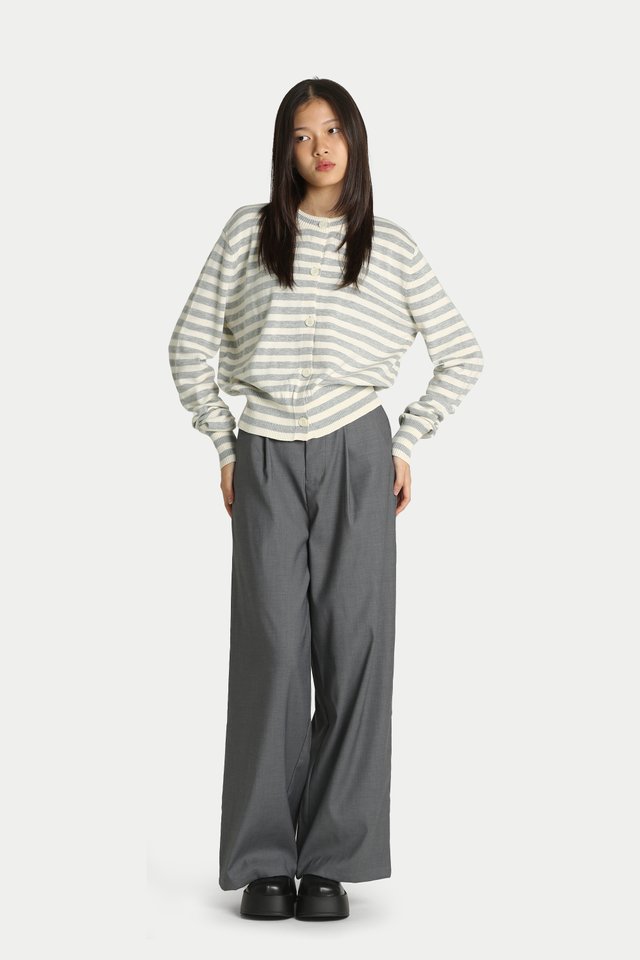 AUDEN PLEATED SUIT PANTS IN PEBBLE