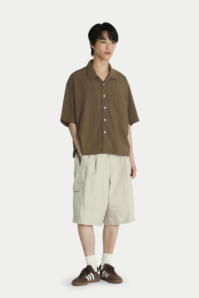 MARLON BOXY-FIT CAMP COLLAR SHIRT IN LATTE