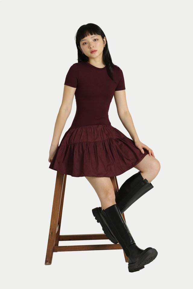 KELSEY JERSEY GATHER ROMPER DRESS IN PLUM