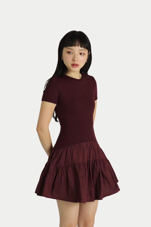 KELSEY JERSEY GATHER ROMPER DRESS IN PLUM