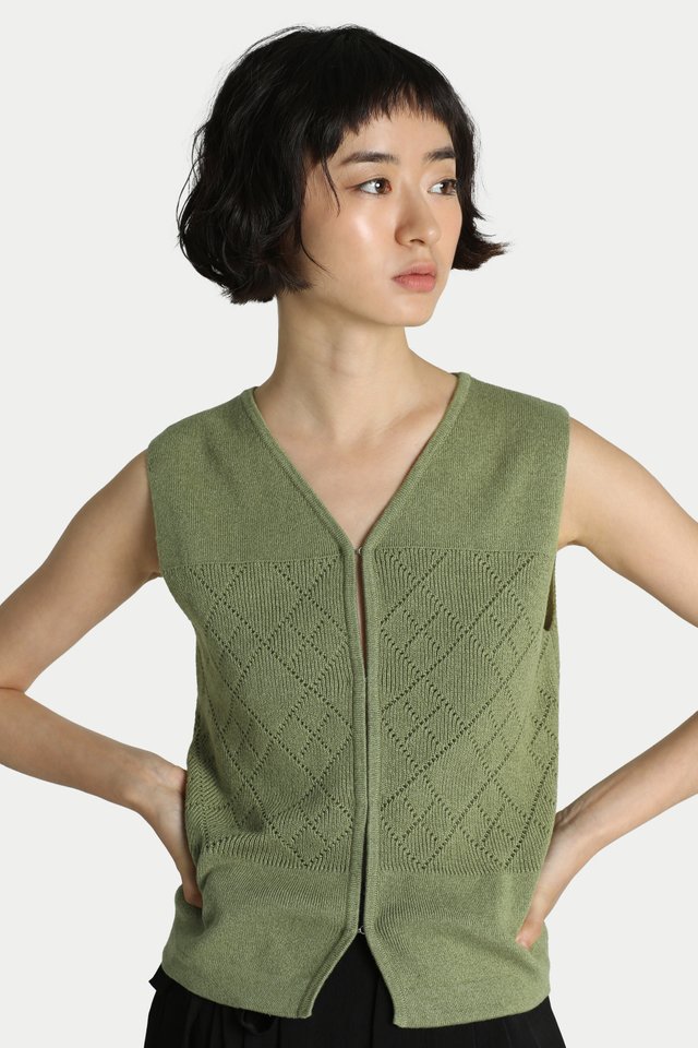 LAYLA KNITTED HOOK VEST IN PISTACHIO