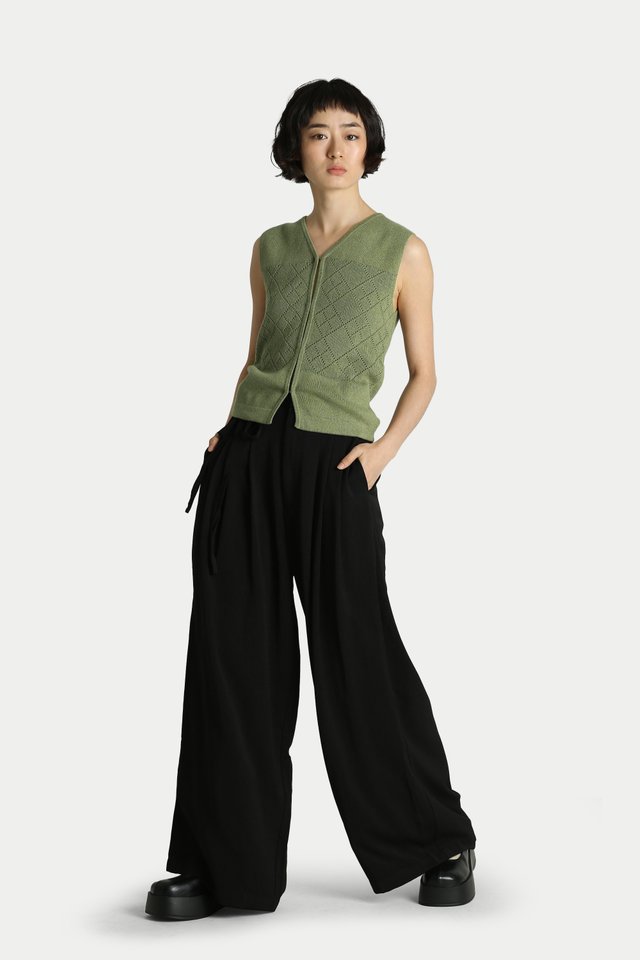 JANET SIDE TIE PLEATED TROUSERS IN BLACK