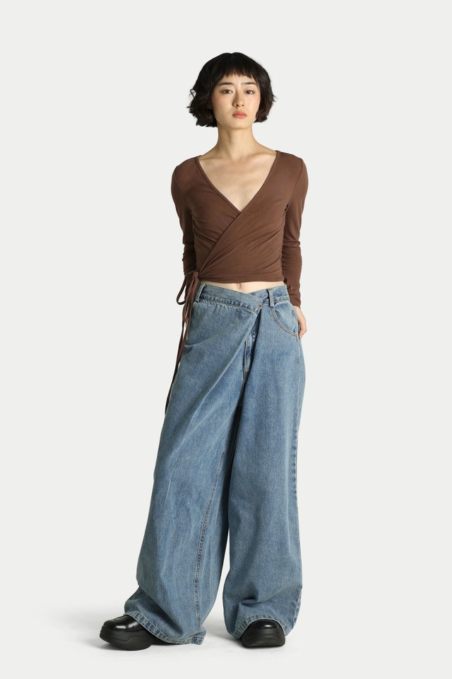 AURORA LONG SLEEVE WRAP TOP IN ESPRESSO