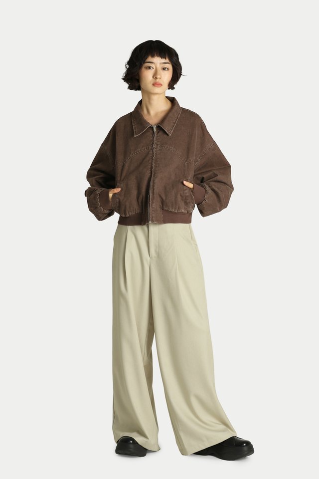 KAILANY CROP BOMBER JACKET IN COCOA
