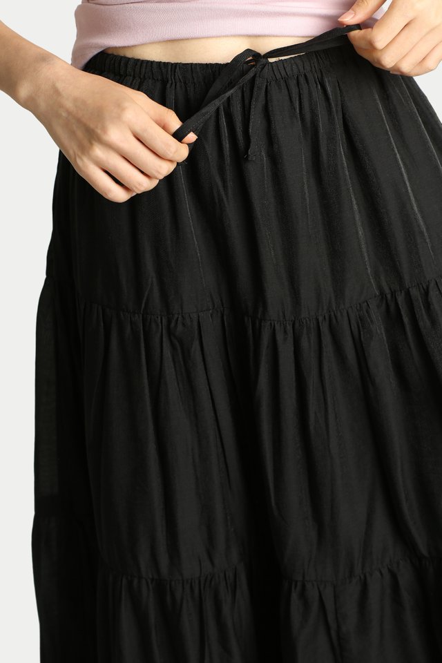 ISABELLA SHEER GATHERED TIER SKIRT IN BLACK