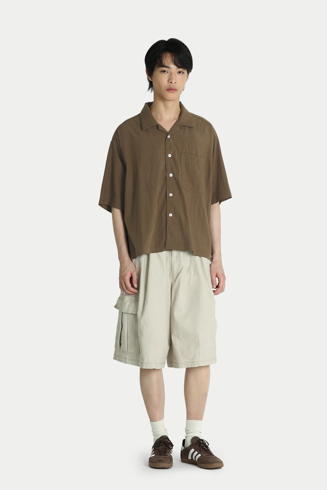 AXEL BOXY-FIT BALLOON SHORTS IN BONE