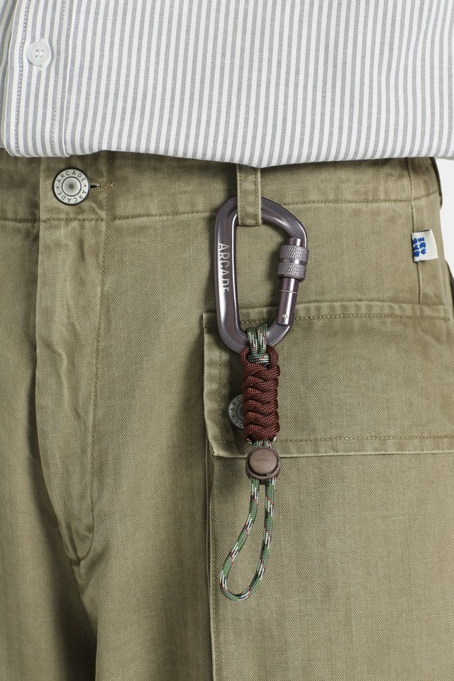 ARCADE X CPS CARABINER IN GUNMETAL