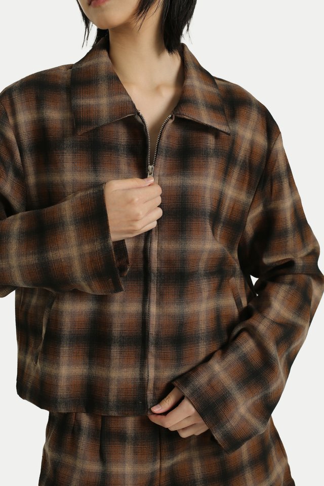 ZELLE BOXY ZIP UP JACKET IN MOCHA CHECKS