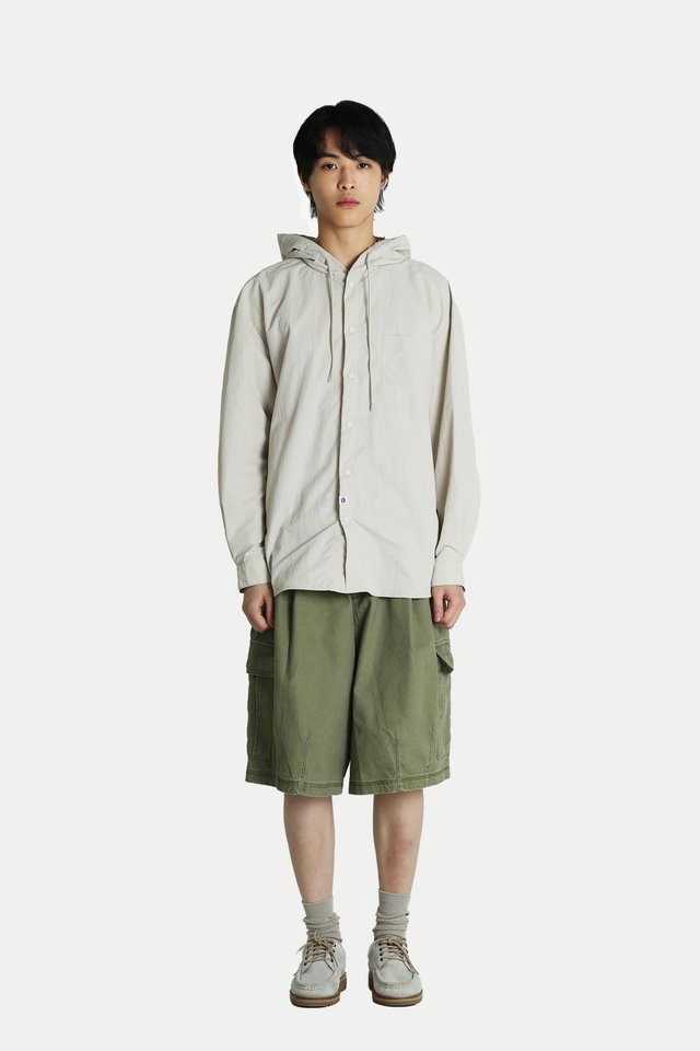 AXEL BOXY-FIT BALLOON SHORTS IN OLIVE