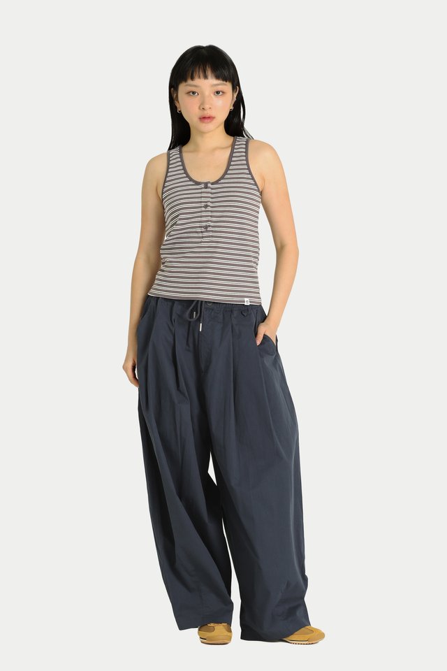 KOUTA PARACHUTE PANTS IN NAVY