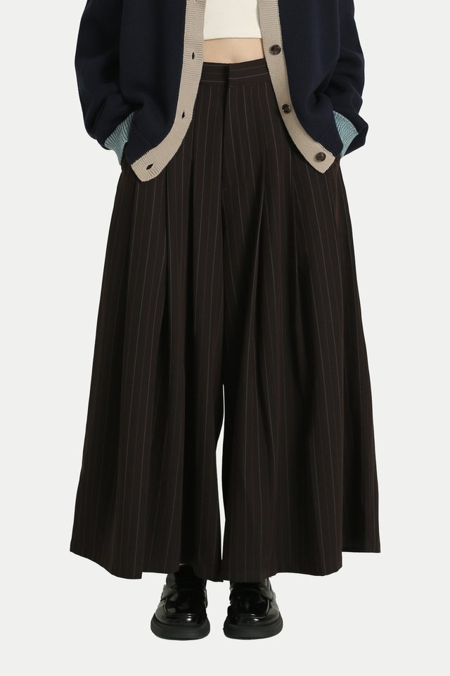IZUMI PLEATED HAKAMA PANTS IN UMBER/COBALT STRIPES