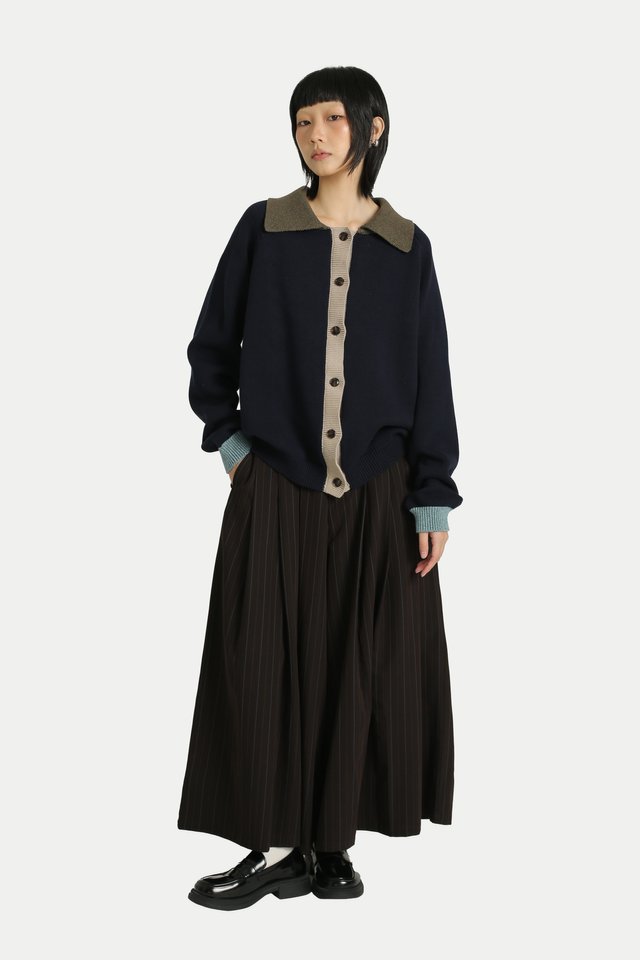 MAITO COLOUR BLOCK CARDIGAN IN MIDNIGHT