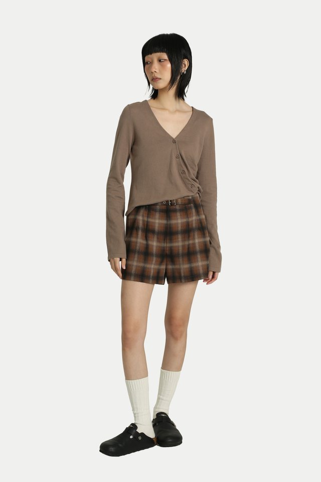 JANELLE BUCKLE MINI SHORTS IN MOCHA CHECKS