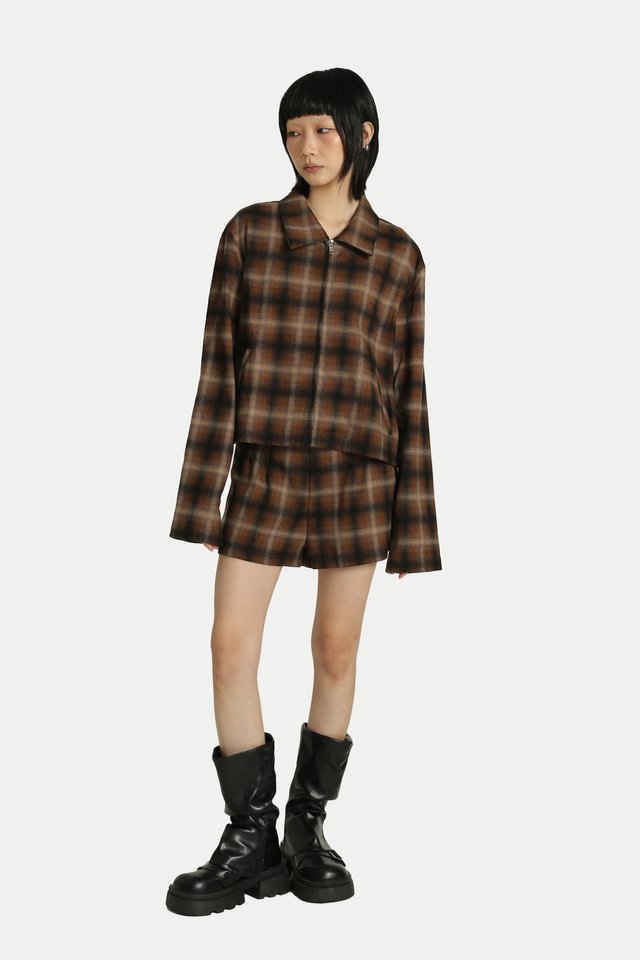 ZELLE BOXY ZIP UP JACKET IN MOCHA CHECKS