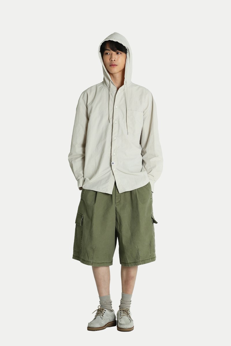 AXEL BOXY-FIT BALLOON SHORTS IN OLIVE