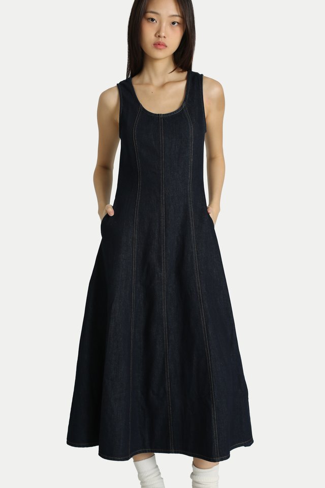 JULIANA DENIM FLARE PANEL DRESS IN DARK WASH