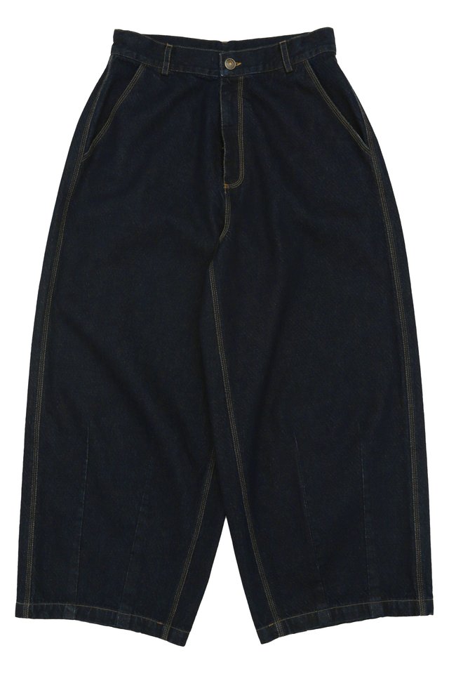 IZZY WIDE-FIT BARREL JEANS IN DARK WASH