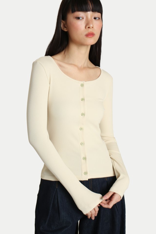 KIENNA BUTTON-DOWN JERSEY TOP IN CREAM