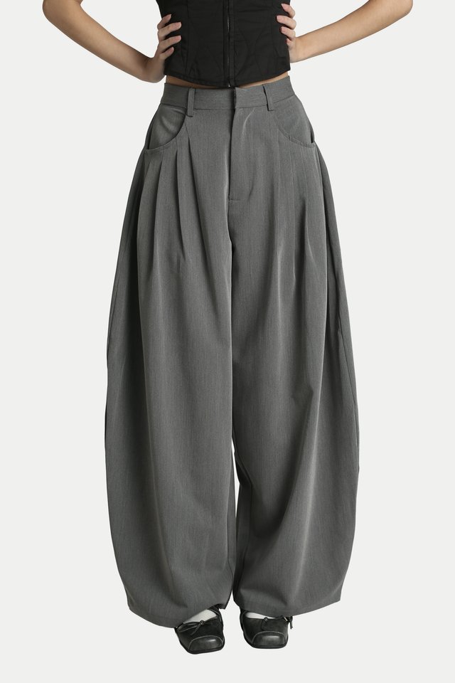 REIKO PLEATED CURVED TROUSERS IN PEBBLE