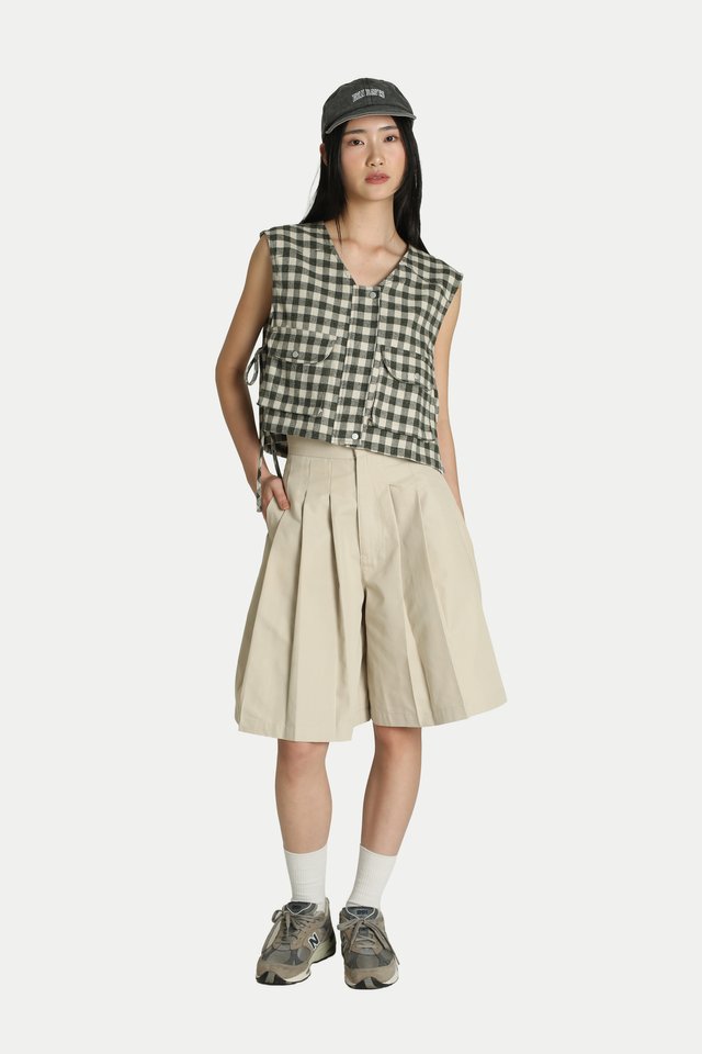 JAEYLL CROPPED SIDE TIE VEST IN OLIVE CHECKS