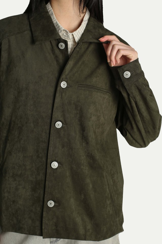 ELISE FAUX SUEDE JACKET IN DARK MOSS