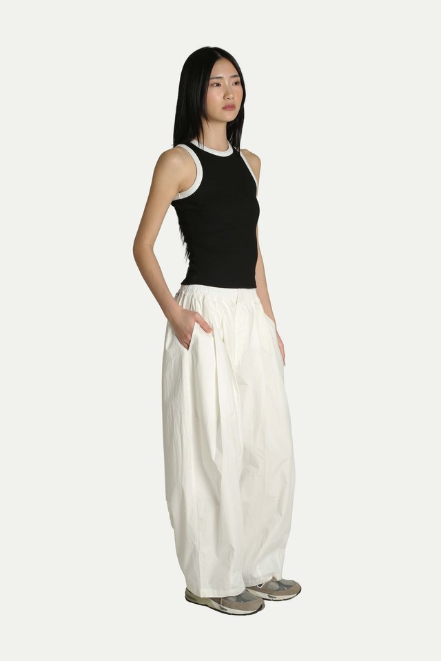 KOUTA PARACHUTE PANTS IN WHITE