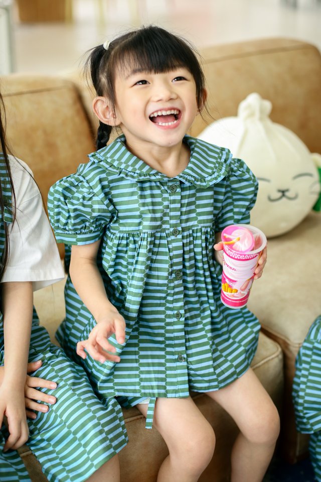 DOLLIE “GROOVY” MINI BABYDOLL TOP IN GREEN/BLUE