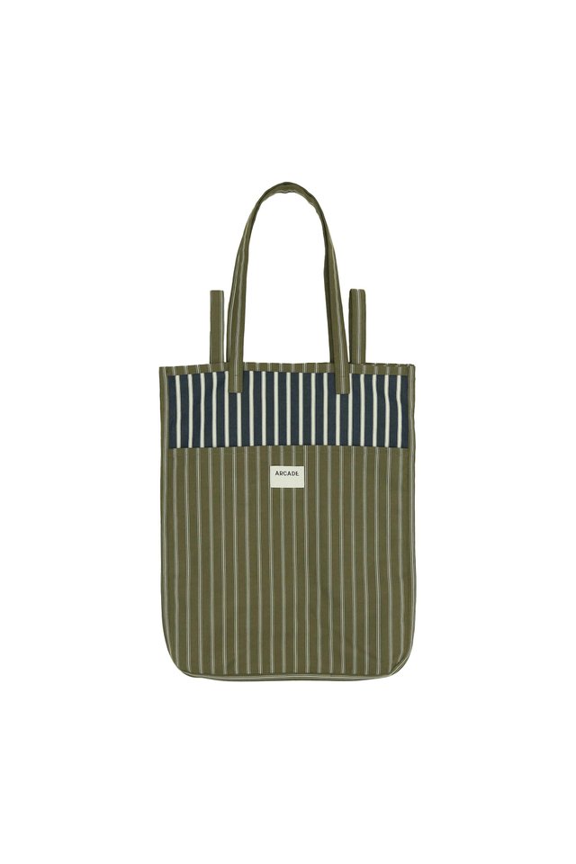 ARCADE TWO-WAY REVERSIBLE TOTE BAG IN OLIVE/NAVY STRIPES