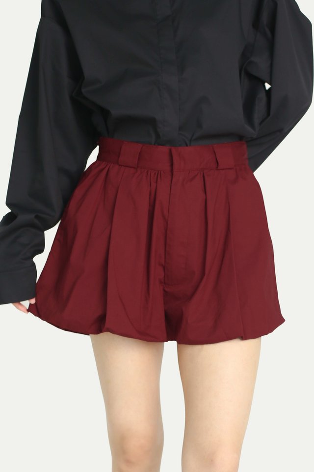 MACIE MINI BUBBLE SHORTS IN CHERRY