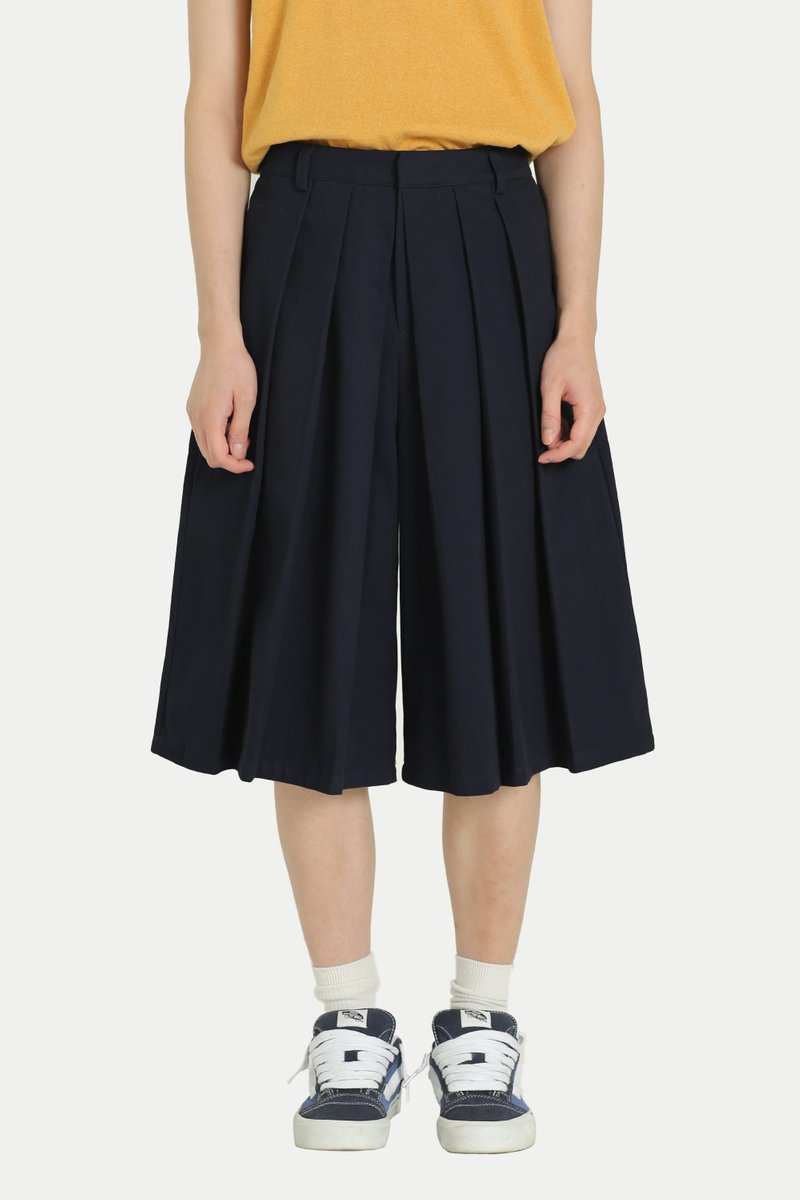 DAI HAKAMA SHORTS IN NAVY