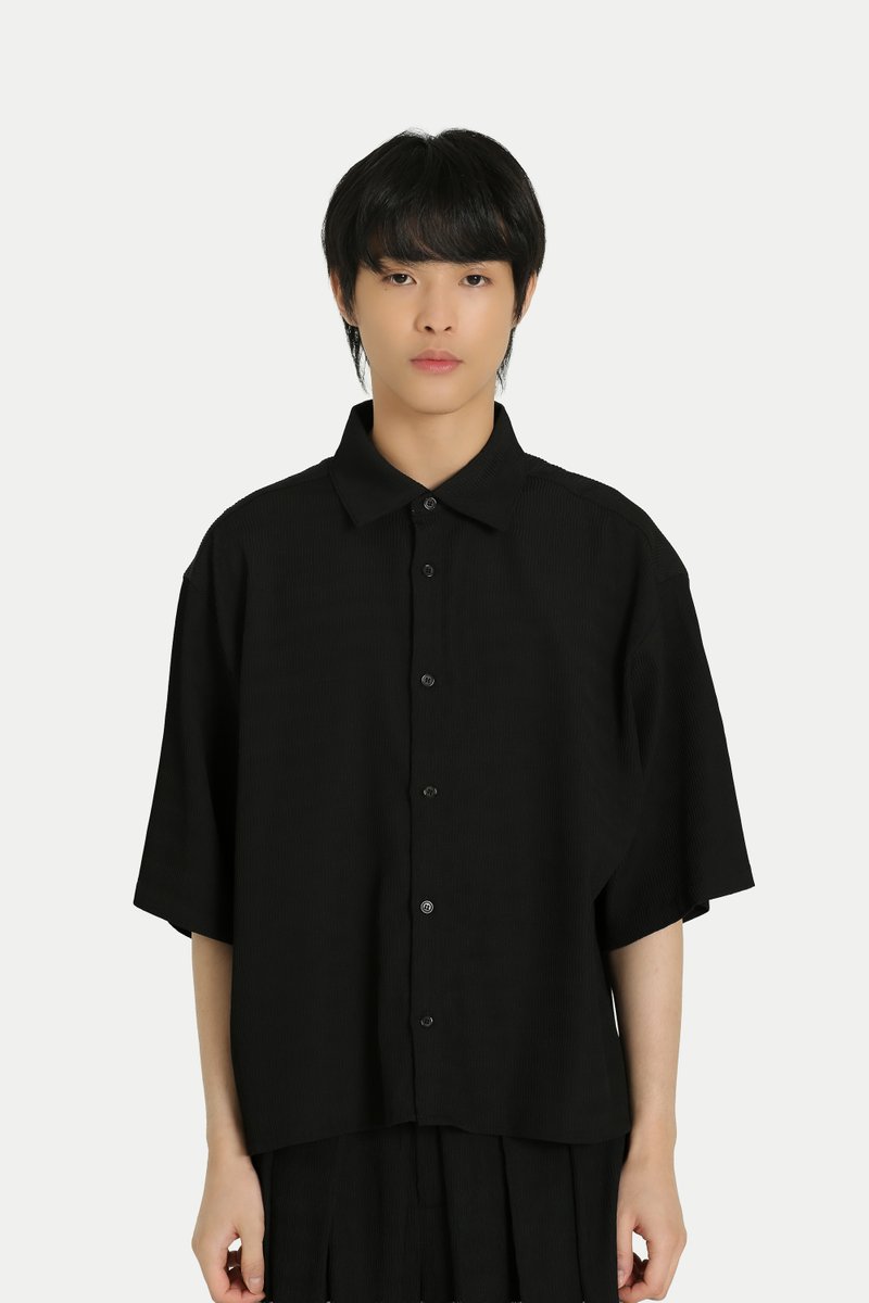 boxy fit dress shirt Cream Pinstripe, Boxy fit Linen Shirt main image 1