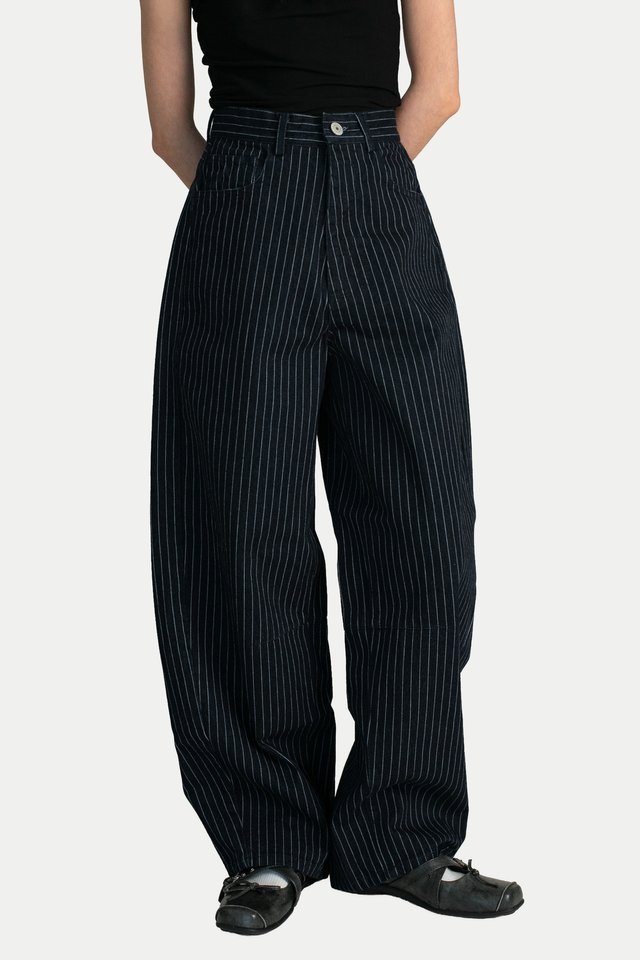 ASHTYN BARREL LEG DENIM JEANS IN DARK STRIPES
