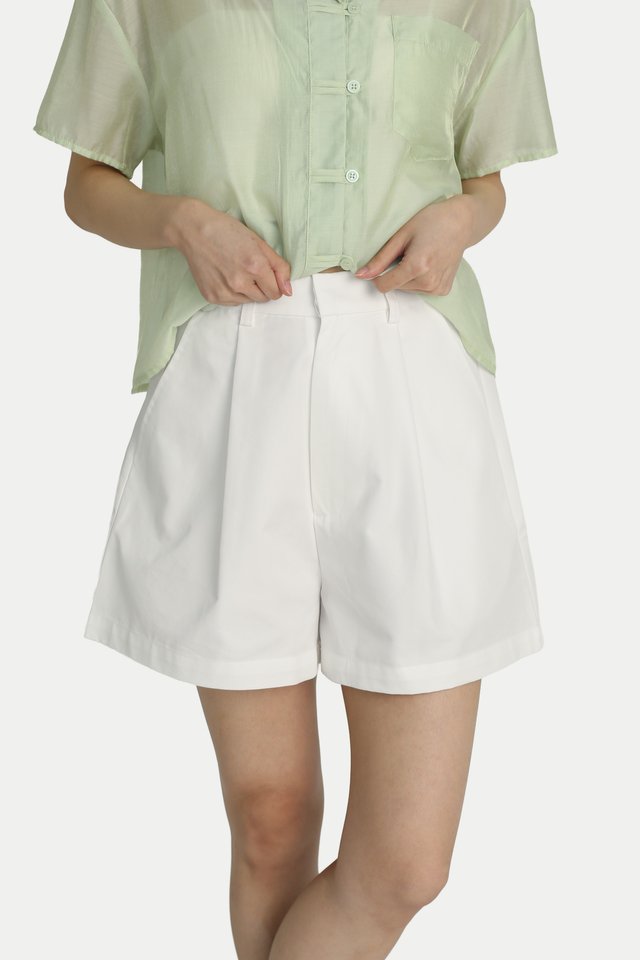 KEZIA DANDY A-LINE SHORTS IN WHITE