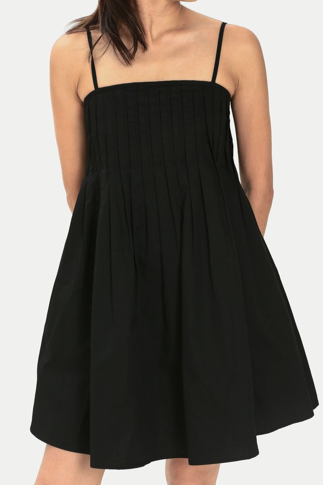 BLOSSOM PLEATED ROMPER DRESS IN BLACK