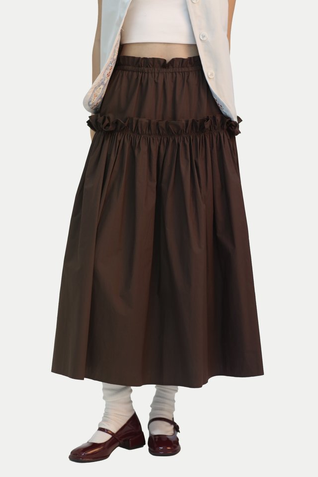 CLOVER FRILL GATHERED SKIRT IN MOCHA