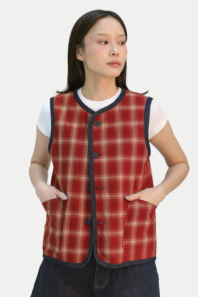 RISA REVERSIBLE BOXY VEST IN DARK/TERRACOTTA CHECKS