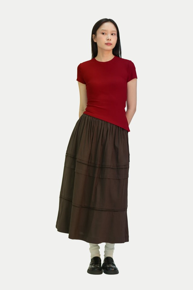 NANCY LINEN COTTAGE GATHER SKIRT IN MOCHA
