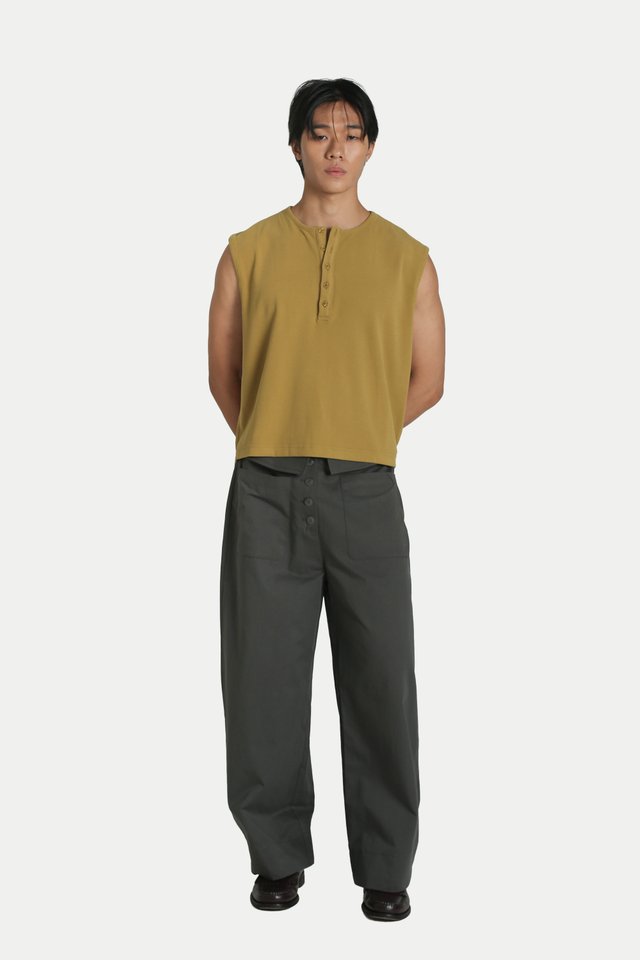 GRADY SLEEVELESS HENLEY TOP IN MUSTARD