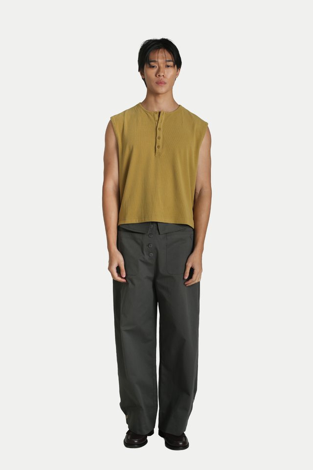 HUDSON COLLARED WIDE-FIT TROUSERS IN CHARCOAL