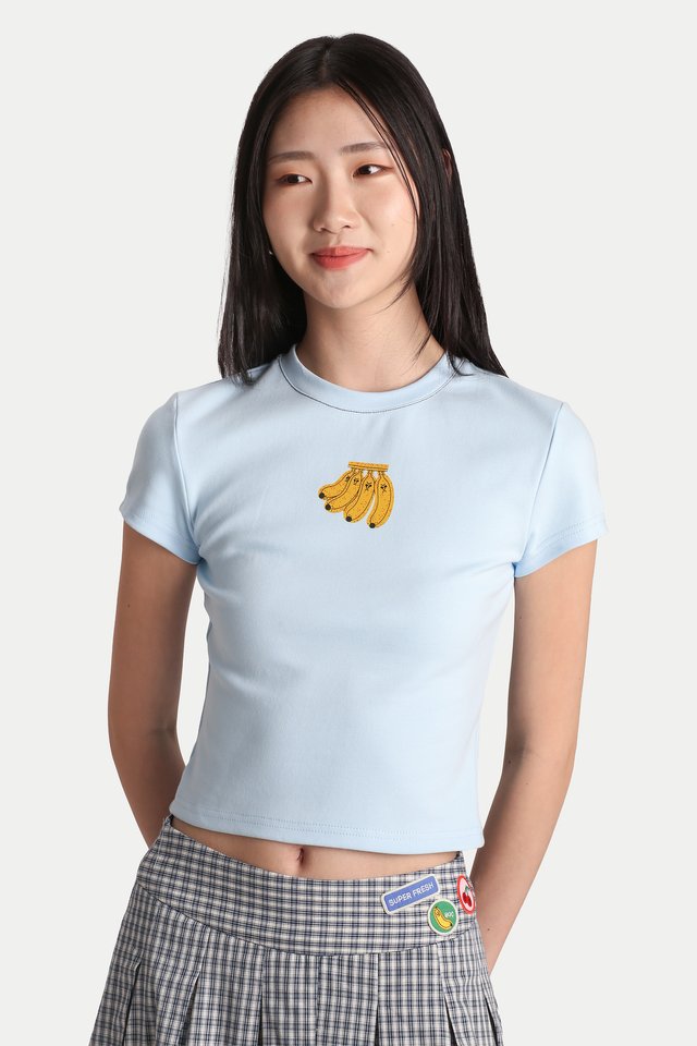 ARCADE X TESS SMITH-ROBERTS “BAD BANANAS” CONTRAST-STITCH BABY TEE IN SKY