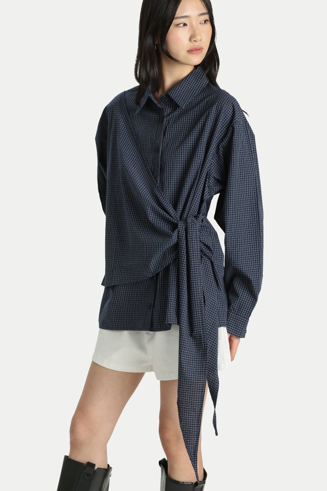 NAEVE WAIST TIE SHIRT IN NAVY CHECKS