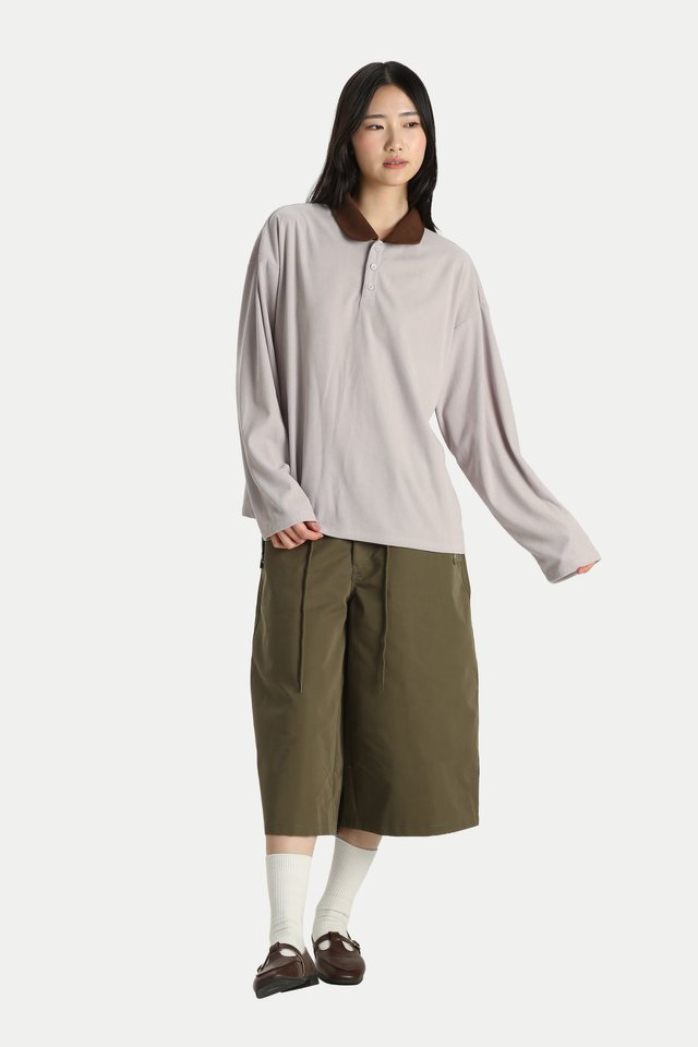 LEIA CONTRAST ROUND COLLAR POLO IN TARO