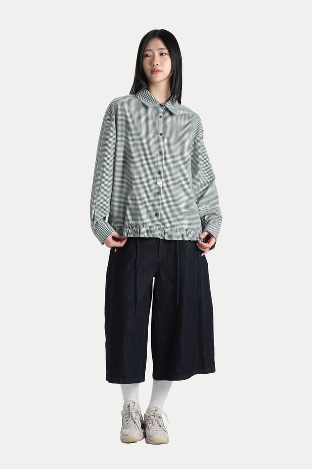 CALCIE FRILL HEM SHIRT IN GREEN GINGHAM