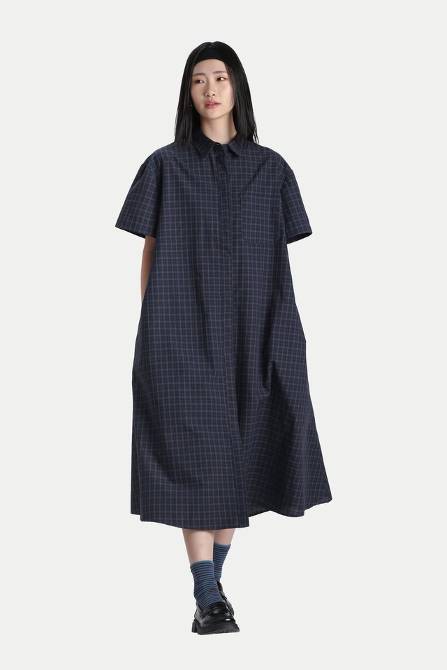 CHIARA OVERSIZED SHIRT DRESS IN NAVY CHECKS