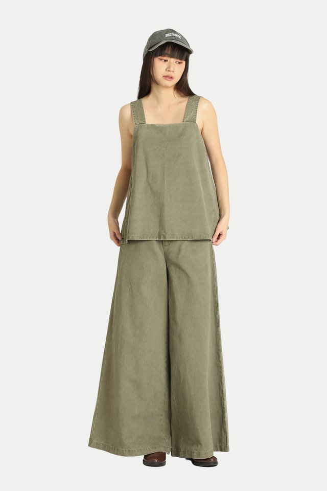 KENZIE HIGH-WAISTED FLARED JEANS IN SENCHA
