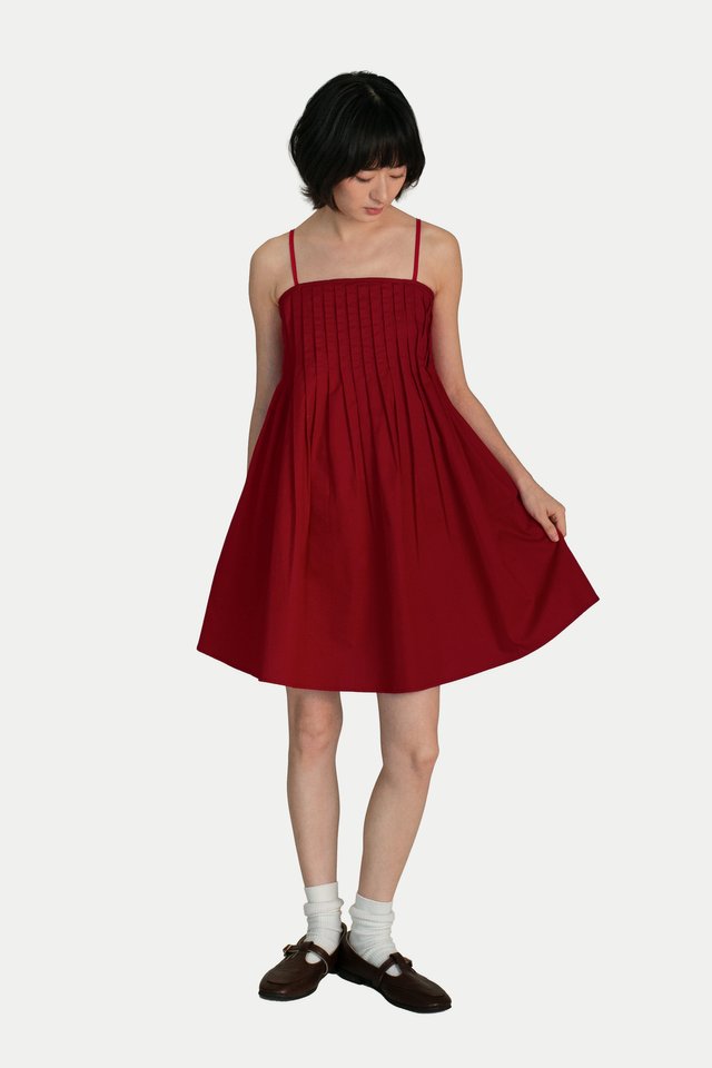 BLOSSOM PLEATED ROMPER DRESS IN POPPY RED