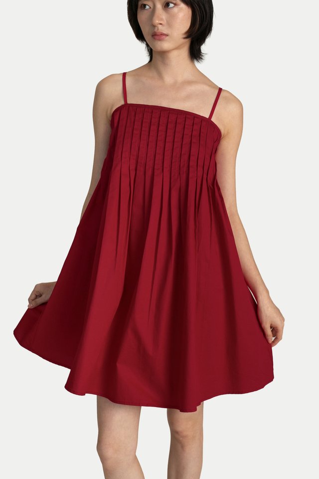 BLOSSOM PLEATED ROMPER DRESS IN POPPY RED