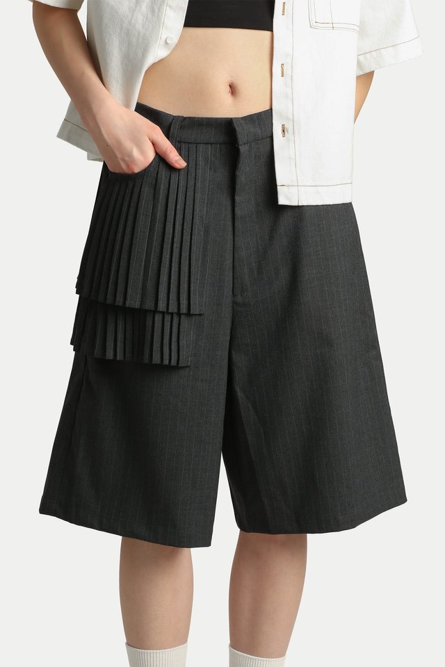 GIA SIDE PLEATED PEPLUM SUIT BERMS IN PEBBLE PIN STRIPES